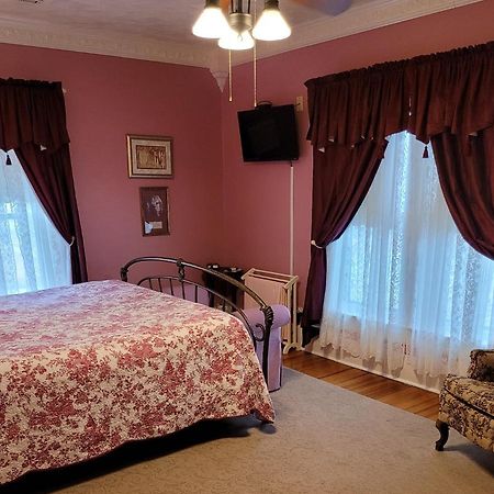 Prairie House Manor Bed And Breakfast De Smet Esterno foto