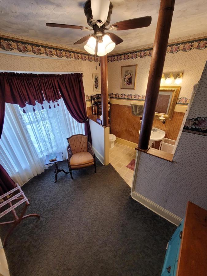 Prairie House Manor Bed And Breakfast De Smet Esterno foto