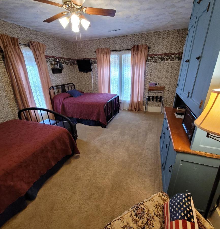Prairie House Manor Bed And Breakfast De Smet Esterno foto