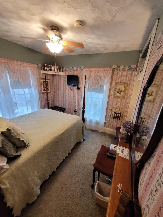 Prairie House Manor Bed And Breakfast De Smet Esterno foto